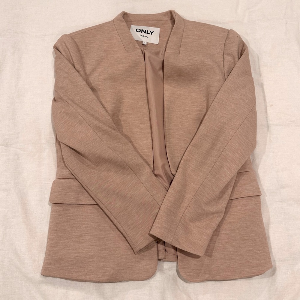 Blazer ONLY size M
